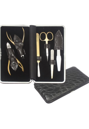Manicure Kits